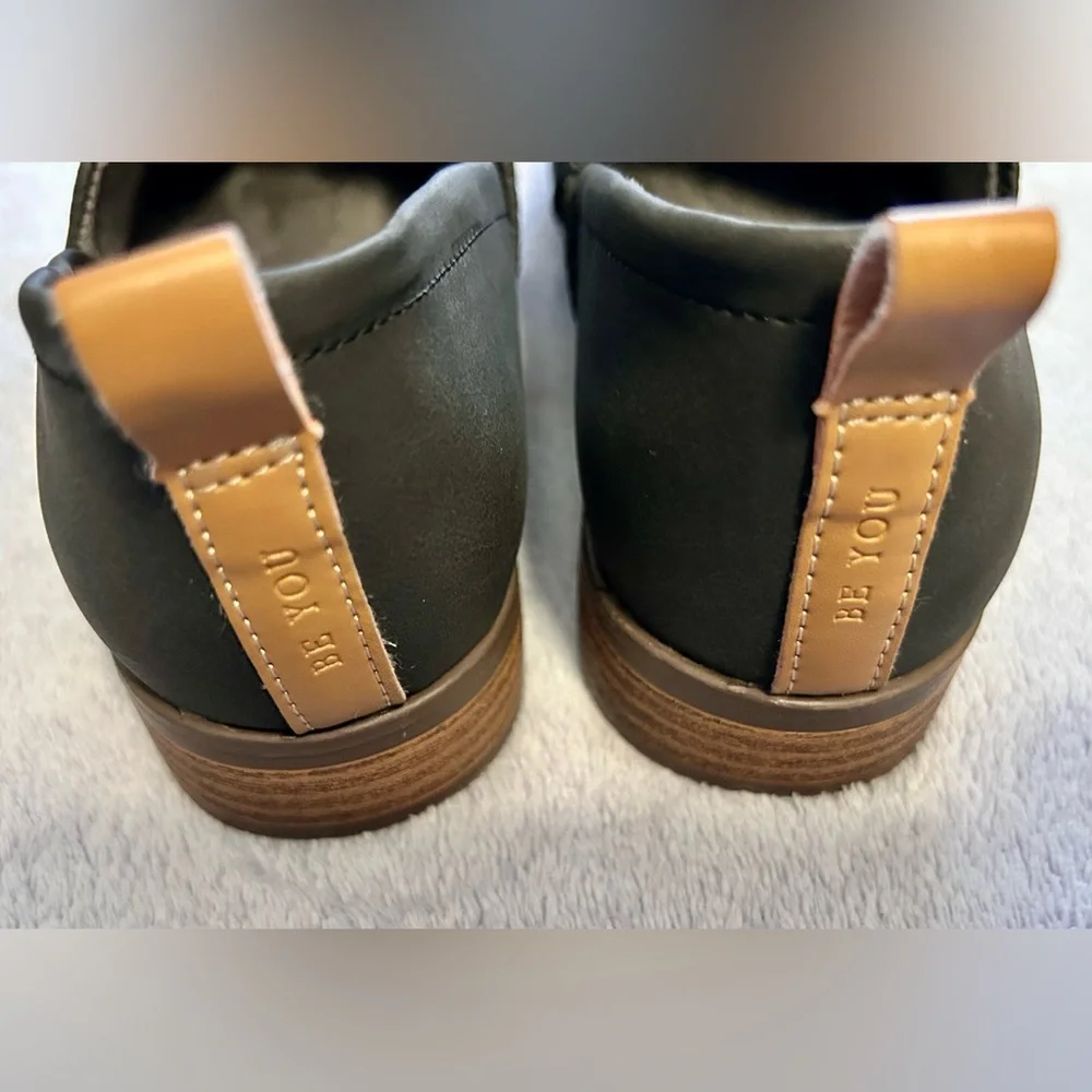 Dr. Scholl's Olive Green Chevron Slip-On Flats - Picture 4 of 8